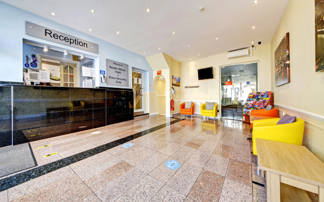 OYO Bostons Manor Hotel, Hanwell London