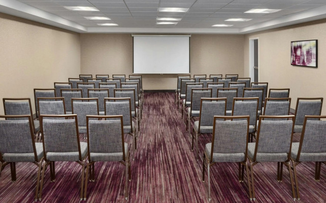 Courtyard by Marriott Salinas Monterey
