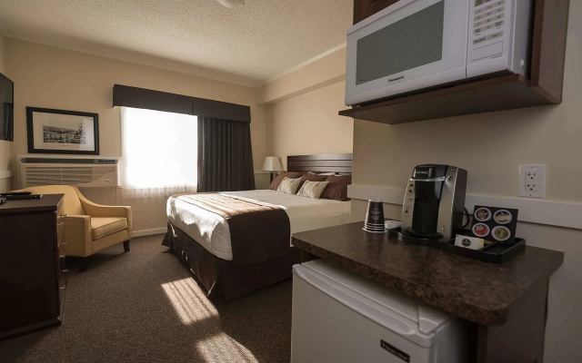 Heartland Hotel