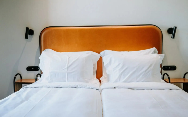 Exmo Hotel by Olivia