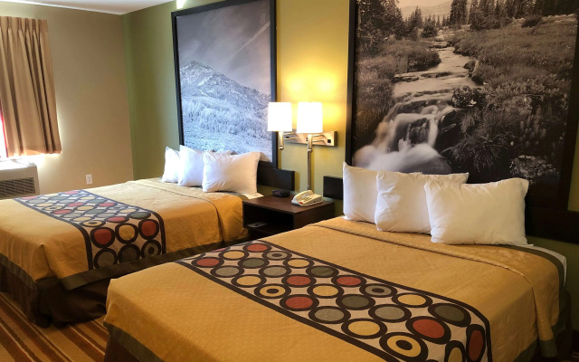 Super 8 by Wyndham S Jordan/Sandy/Slc Area