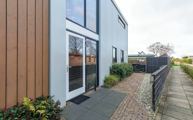 Villa Near Sint Maartenszee Beach With Jacuzzi