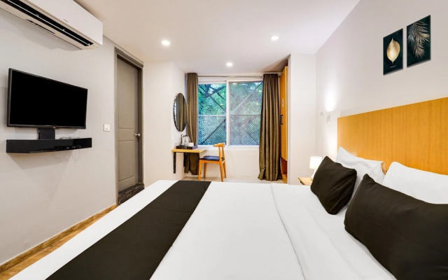 Premium Stays at Oak Indranagar