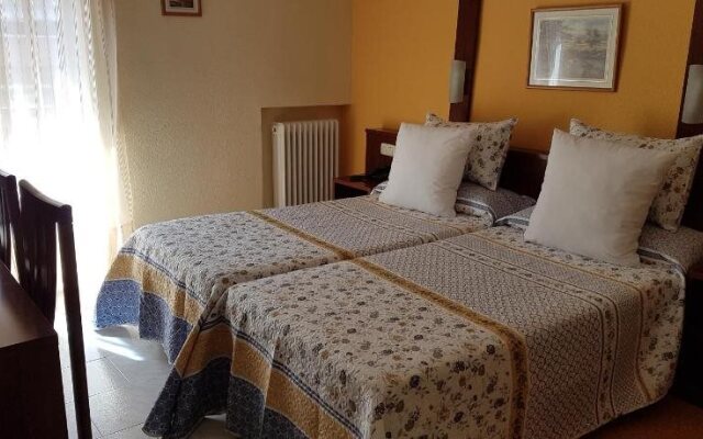 Hotel Fray Juan Gil