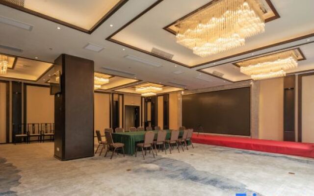 Yipin Yunjing Resort Hotel