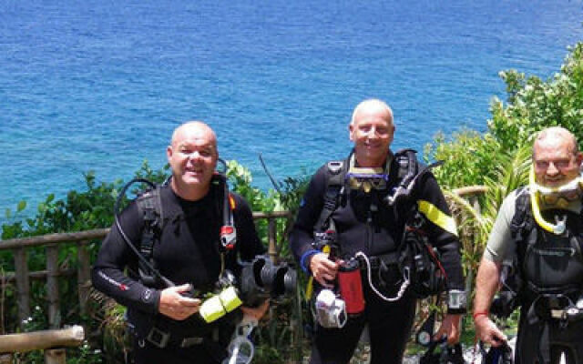 Bohol Lahoy Dive Resort
