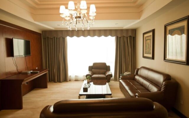 Warmjoy Majesty Hotels