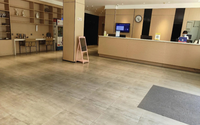 Kela Star Hotel (Shenyang Sujiatun Exhibition Center)