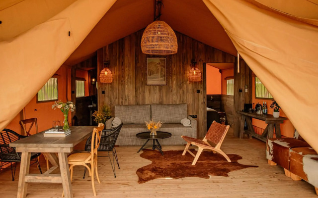 Głeboczek Vine Resort& Spa