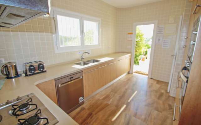 Anna-2 - sea view villa with private pool in Benissa