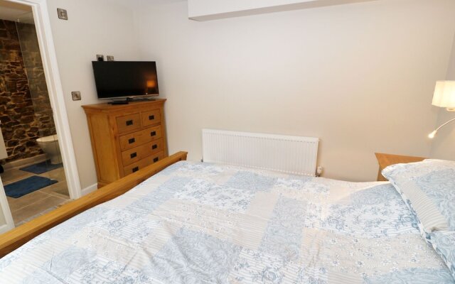Littlecot, Holsworthy
