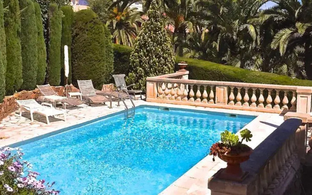 Villa Bougainvillea