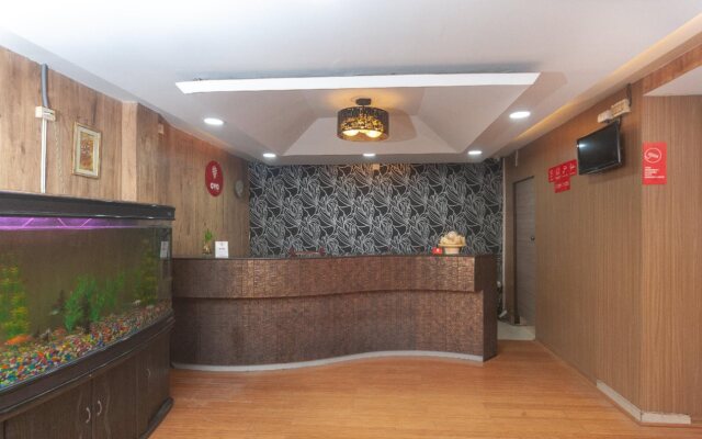 Hotel Lions India by OYO Rooms
