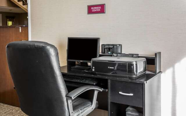 Quality Suites Morristown West