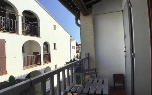 Studio Saintes-Maries-de-la-Mer, 1 pièce, 4 personnes - FR-1-475-46