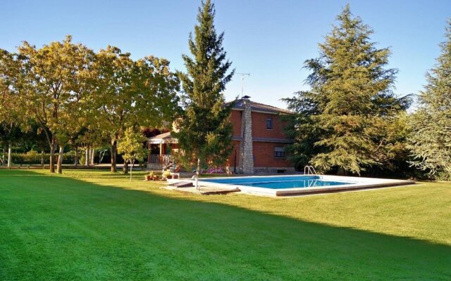 Villa With 6 Bedrooms in Villabáñez, With Private Pool, Furnished Terr