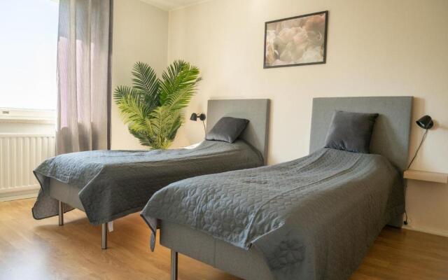 Design apartment with lake view, sauna, fireplace