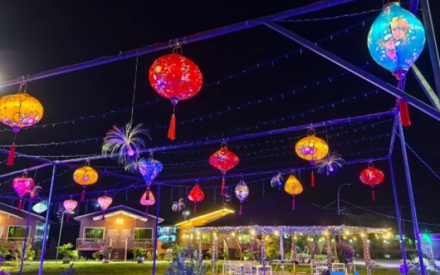 Medan Bunga Raya Resort – Entertainment – Semporna