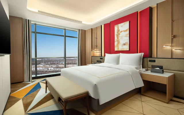 La Quinta by Wyndham Weifang South