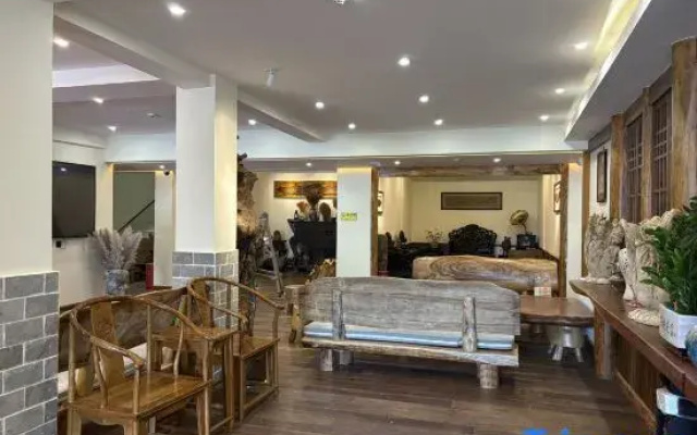 Manshan Yun Gu Privatte Hot Spring Hotel