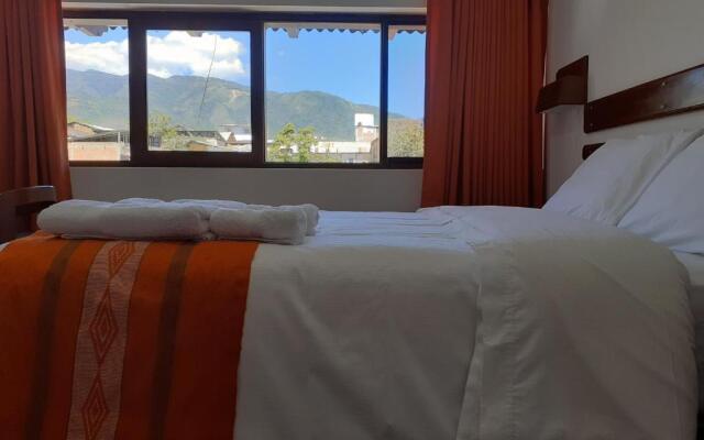 Explorer Deluxe Hotel