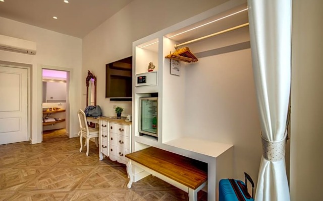 Sorrento Square Suites