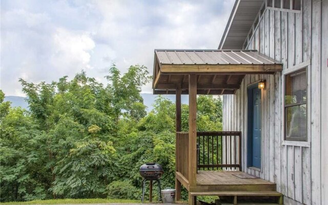 LeConte View 1 - One Bedroom Cabin