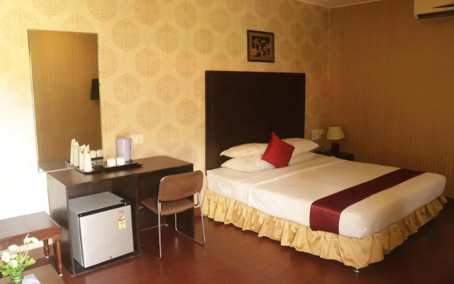 Golden Sun Beach Resort