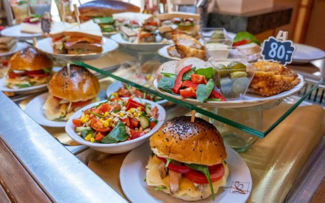 Hotel Tommy Congress & Relax center