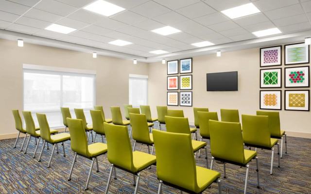 Holiday Inn Express And Suites Ukiah