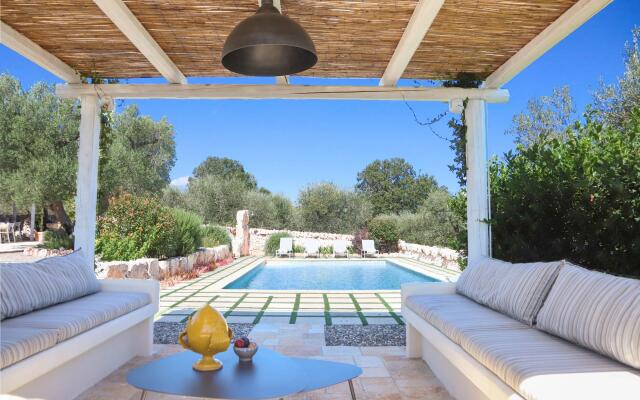 TD Trulli Locobello Stylish Cozy Trulli w Pool