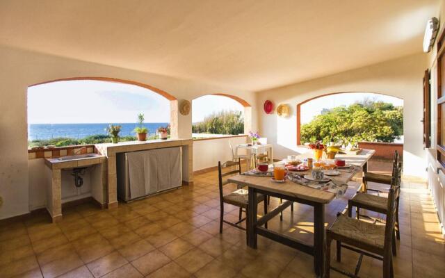 Sorso, Villa Tonnare with sea view for 1012 people