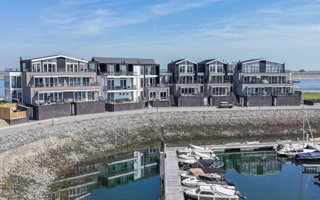 Seaside Getaway, Sint-annaland