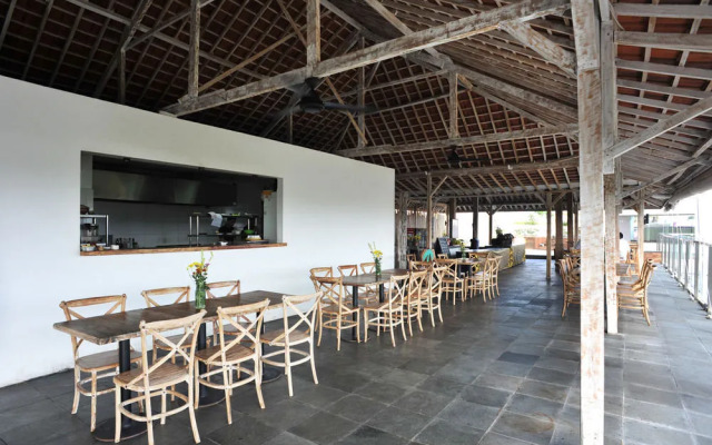 Airy Premier Ubud Simpang Hanoman Monkey Forest Bali