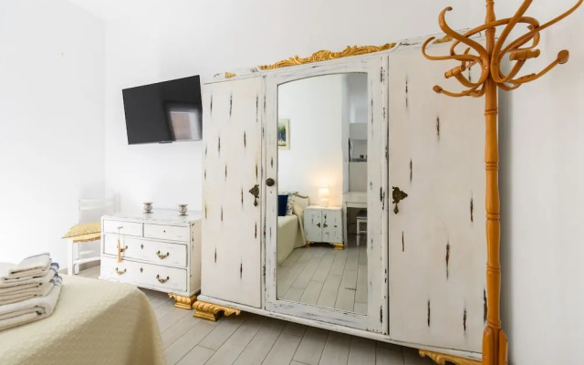 M Sfu73 Estudio Moderno con Terraza Privada en Ma