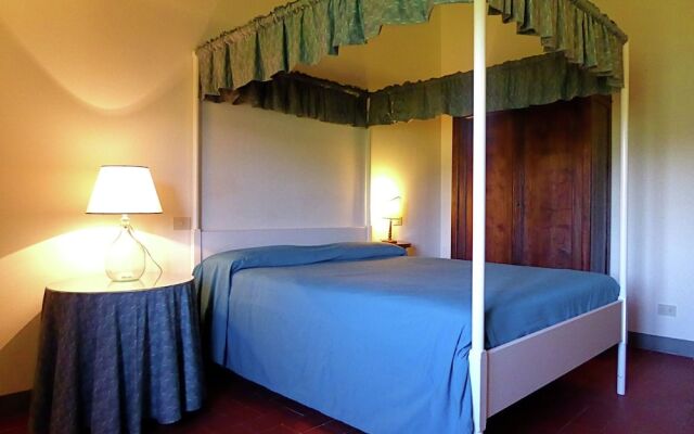 Beautiful Villa in Lari, with swimming pool