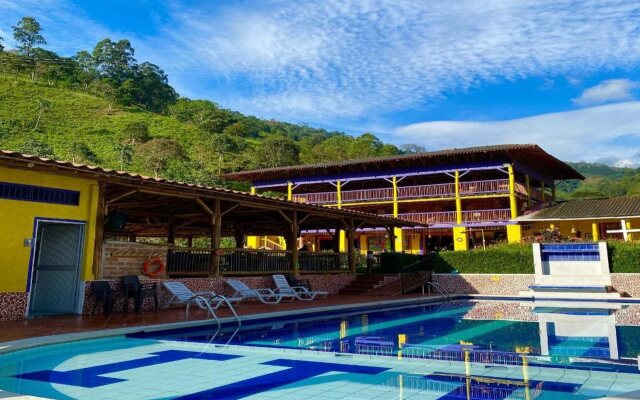 Hotel Campestre La Playa