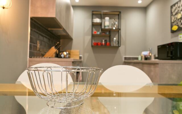 Stylish warehouse apartment in Central Cardiff