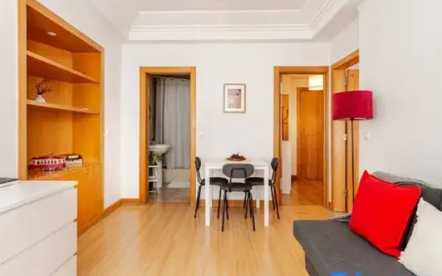 Top Location Beautiful Apartment!