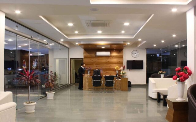 Hotel Rama Trident