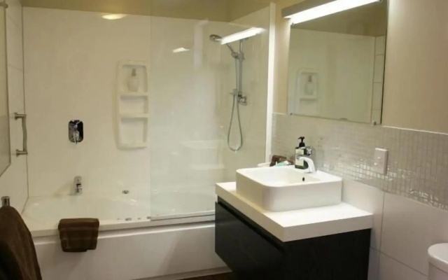 Terra Vive Luxury Suites & Apartments