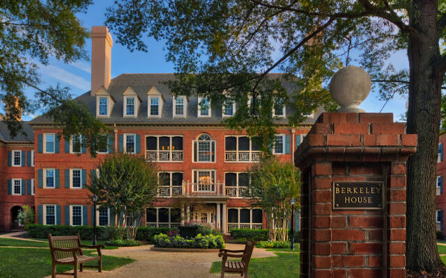 Marriott's Manor Club at Ford's Colony