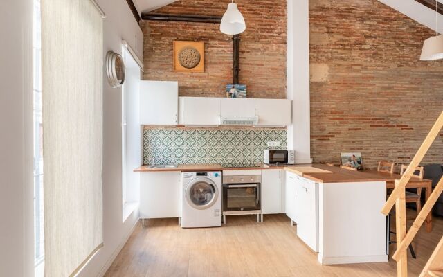 Elegant Holiday Home in Valencia Near Seabeach