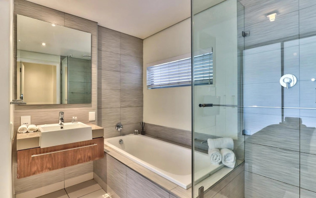 Harbour Bridge 1 Bedroom in Waterfront Precinct