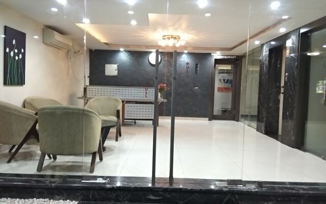 JK Rooms 121 Hotel Shaheen International