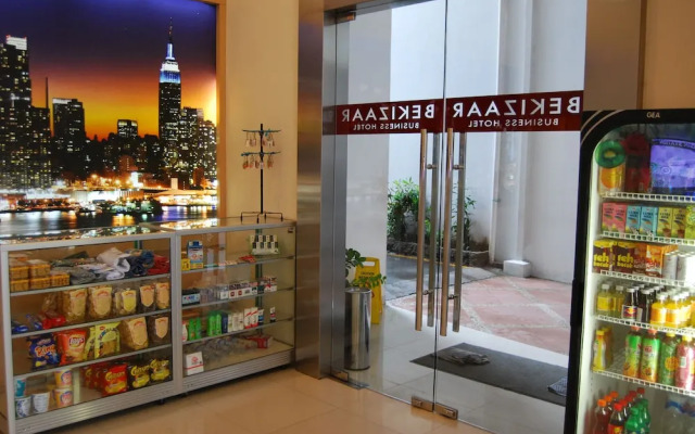 Zuzu Tunjungan Plaza