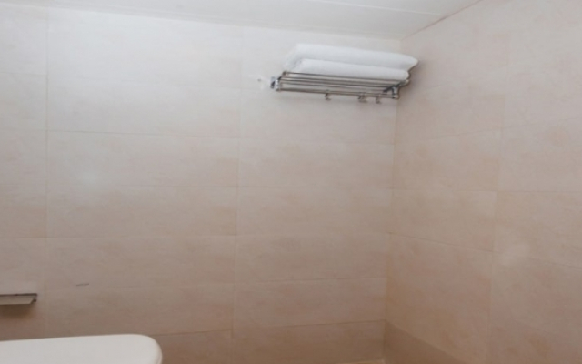 Hotel Royal Inn By OYO Rooms