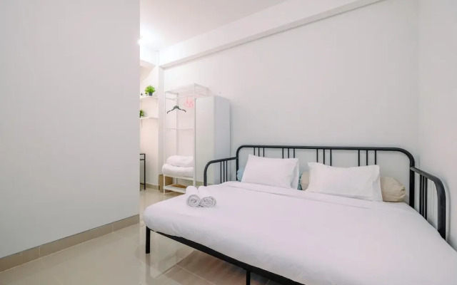 Fancy And Nice 2Br At Transpark Cibubur Apartment