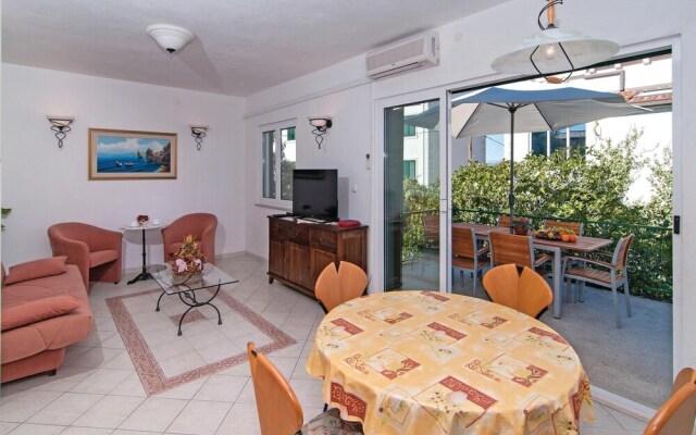 Awesome Home in Supetar With 3 Bedrooms and Wifi