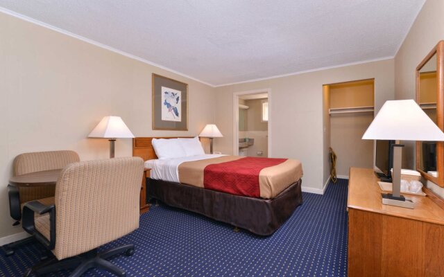 Econo Lodge East Hartford Hwy 5